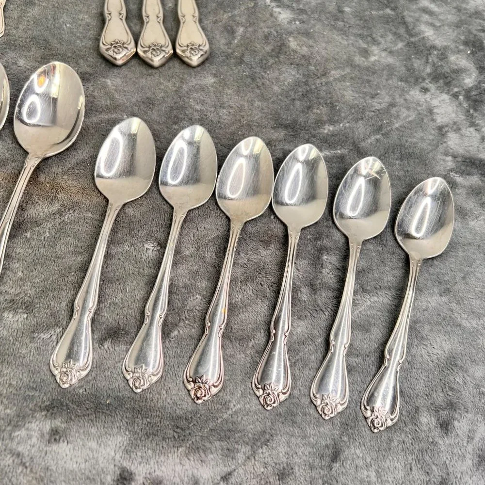 Oneida True Rose Flatware Lot 21 pc Stainless Steel Set Forks Spoons Serving